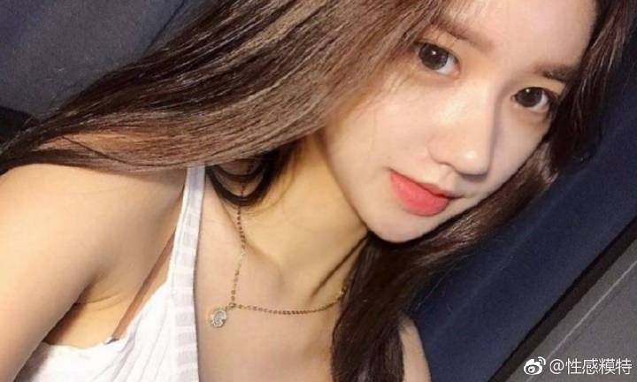 福建连江：高温酷暑 亲海游火热